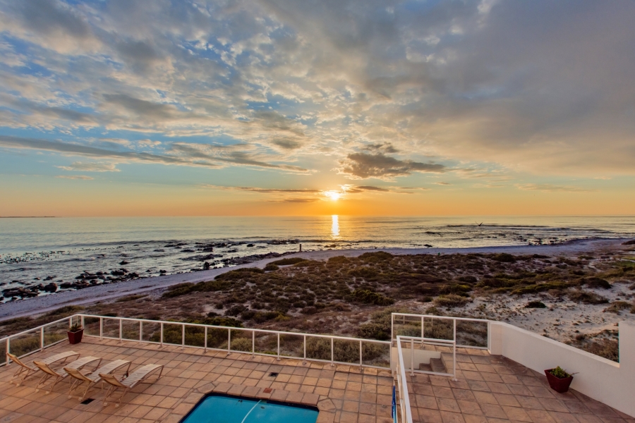 9 Bedroom Property for Sale in Shelley Point Western Cape